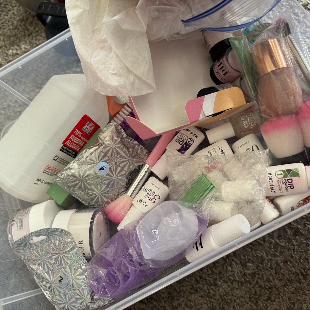 Assorted Nail Powder Collection - Picture 2 of 3
